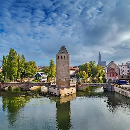 شقة Vue Parlement Europeen - Grande Terrasse Au Calme - Tram A 2 Min - Parking *