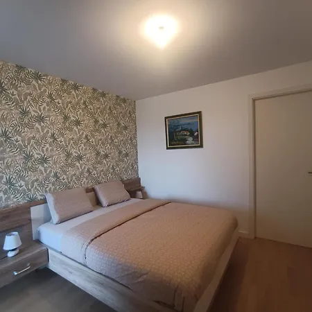 Vue Parlement Europeen - Grande Terrasse Au Calme - Tram A 2 Min - Parking Apartment Straßburg