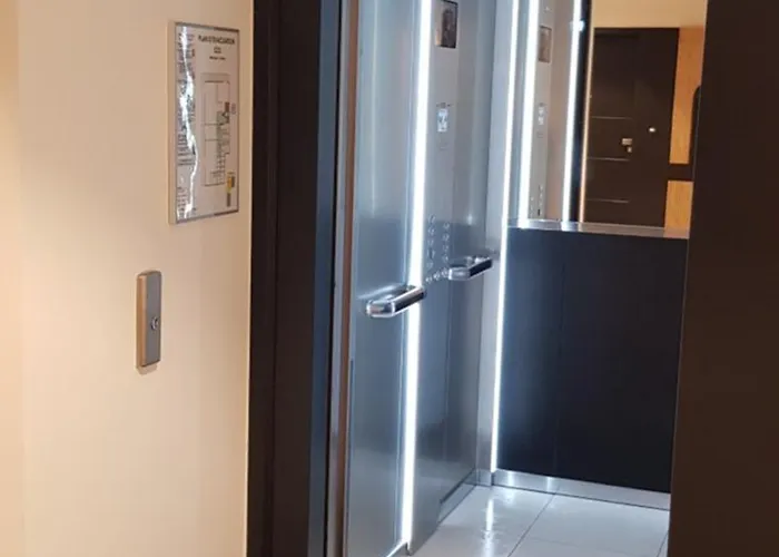 Apartment Vue Parlement Europeen - Grande Terrasse Au Calme - Tram A 2 Min - Parking Straßburg