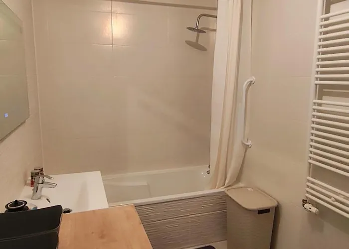 Vue Parlement Europeen - Grande Terrasse Au Calme - Tram A 2 Min - Parking Apartment