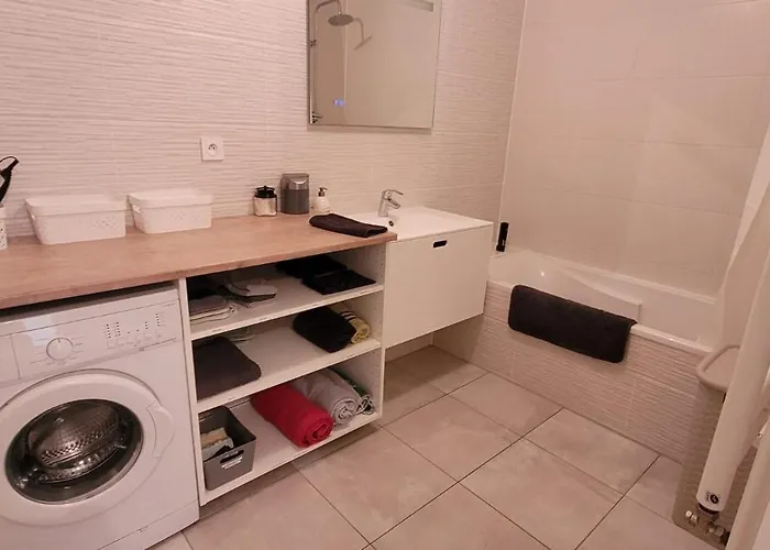 Vue Parlement Europeen - Grande Terrasse Au Calme - Tram A 2 Min - Parking Apartment *